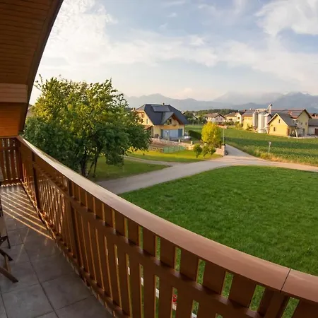 Hisa Na Vrtu * Šenčur