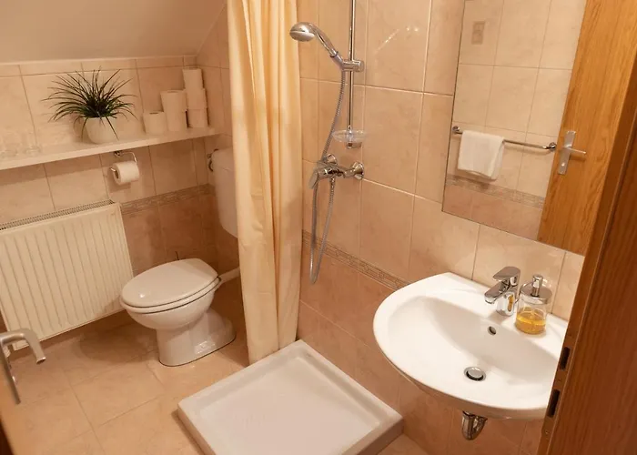 Hisa Na Vrtu Δωμάτια σε οικογενειακή κατοικία Šenčur