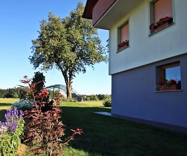 Hisa Na Vrtu Проживание в семье